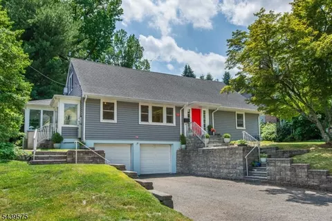132 Haddon Pl, Montclair, NJ 07043