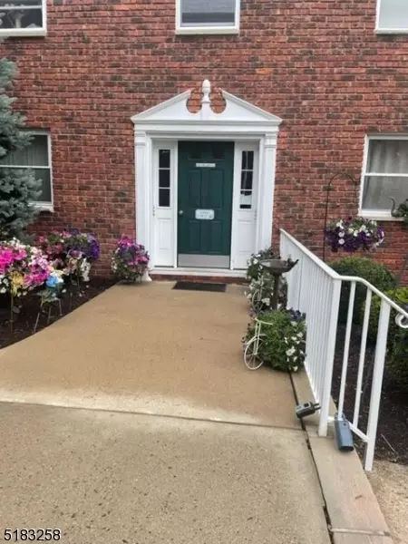 199 N Beverwyck Rd #21, Parsippany-troy Hills Twp, NJ 07034