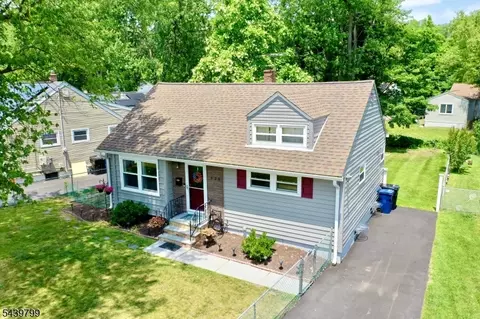 725 Loretta Ter, Plainfield, NJ 07062