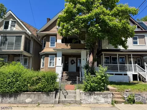 296 Woodside Ave, Newark, NJ 07104