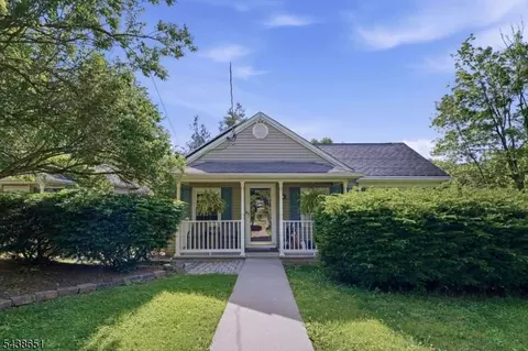 14 Birchwood Pass, West Milford, NJ 07480
