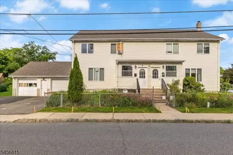 70 Robert St, Wharton, NJ 07885