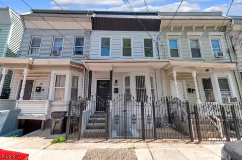 101 Garside St, Newark, NJ 07104
