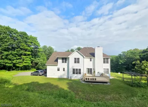42 Stephens Mill Rd, Hackettstown, NJ 07840
