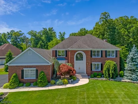 1 Mckay Dr, Bridgewater, NJ 08807