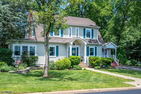 Exterior - 102 Michael St, Edison, NJ 08820 photo 2 of 11