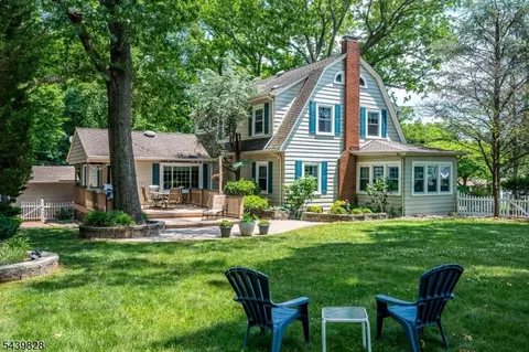 Exterior - 102 Michael St, Edison, NJ 08820 photo 6 of 11