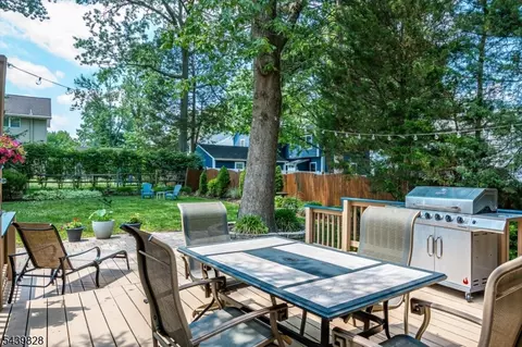 Exterior - 102 Michael St, Edison, NJ 08820 photo 10 of 11