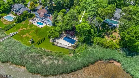 734 Thiele Rd, Brick Twp, NJ 08724