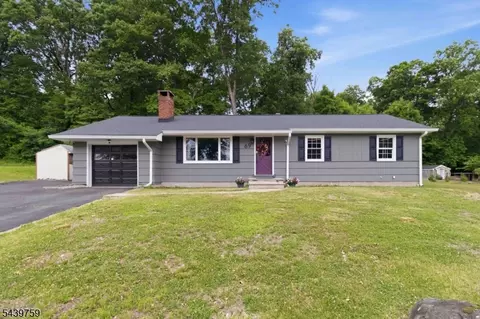 69 High Ave, Randolph, NJ 07869