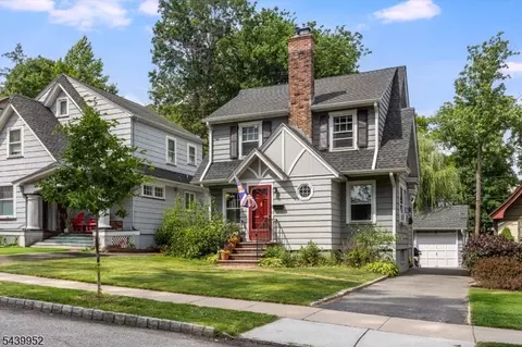17 Madison St, Glen Ridge, NJ 07028