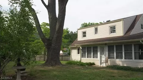 260 Nagle St, Bound Brook, NJ 08805
