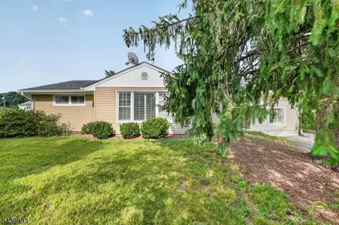 3 Fulper Pl, Clinton, NJ 08809