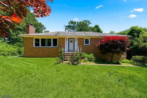 52 Manger Rd, West Orange, NJ 07052