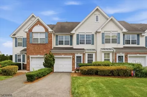 106 Barclay Dr, Nutley, NJ 07110