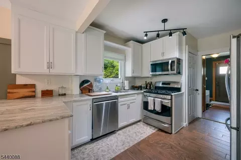 17 Tooker Pl, Springfield, NJ 07081 photo 7