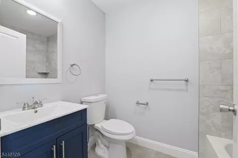 23 Edwin Pl, Newark, NJ 07112 photo 18