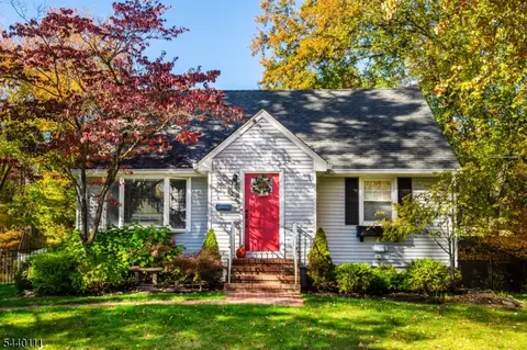 112 Lafayette Ave, Township Of Washington, NJ 07676