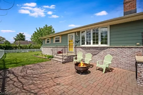 37 North St, Dover, NJ 07801