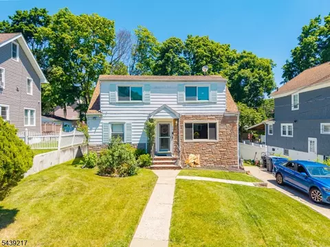 261 Shepard Ave, Englewood, NJ 07631