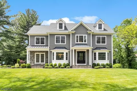 22 Monroe Pl, Basking Ridge, NJ 07920