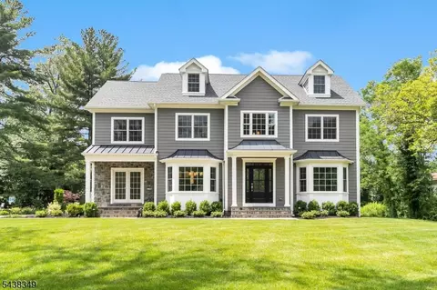 22 Monroe Pl, Basking Ridge, NJ 07920