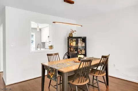 Dining - 278 Penns Way Ondo, Basking Ridge, NJ 07920 photo 1 of 4
