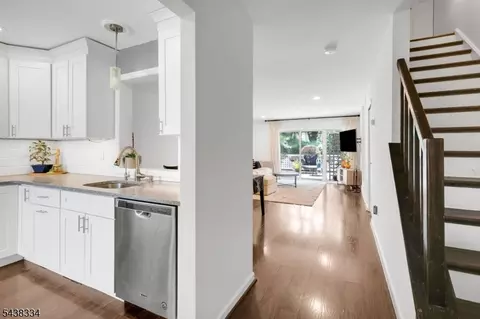 278 Penns Way Ondo, Basking Ridge, NJ 07920 photo 3