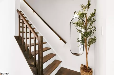 Entry Way - 278 Penns Way Ondo, Basking Ridge, NJ 07920 photo 1 of 4