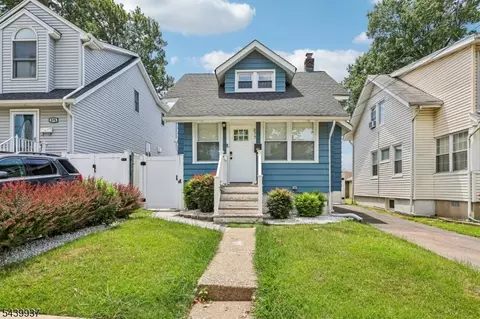 377 Parker Ave, Hackensack, NJ 07601