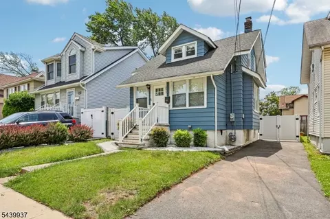 377 Parker Ave, Hackensack, NJ 07601 photo 3