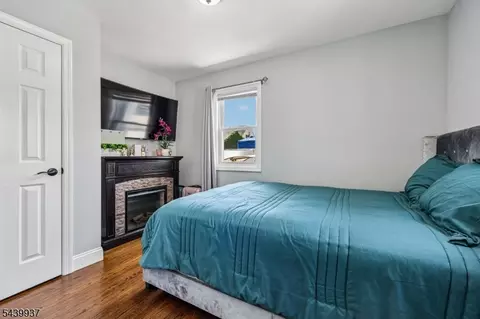 377 Parker Ave, Hackensack, NJ 07601 photo 15