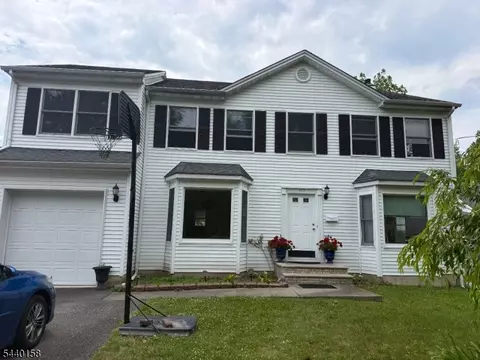 125 River Dr, Lake Hiawatha, NJ 07034