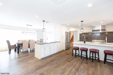 67 Thomas Pl, Edison, NJ 08837 photo 10
