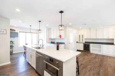 67 Thomas Pl, Edison, NJ 08837 photo 14