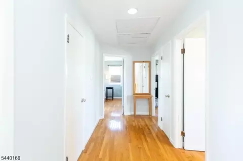 67 Thomas Pl, Edison, NJ 08837 photo 17