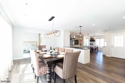 67 Thomas Pl, Edison, NJ 08837 photo 6