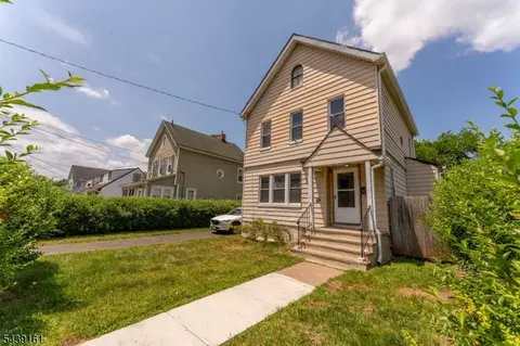 1132 W 3rd St, Plainfield, NJ 07063