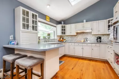 Kitchen - 19 Falcon Pl, Wayne, NJ 07470 photo 1 of 3