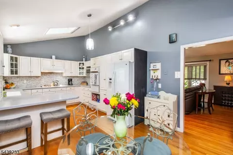 Kitchen - 19 Falcon Pl, Wayne, NJ 07470 photo 2 of 3