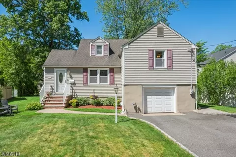 40 Elmwood Rd, Florham Park, NJ 07932