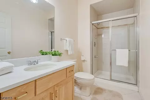 19 Devonshire Dr, Randolph, NJ 07869 photo 35