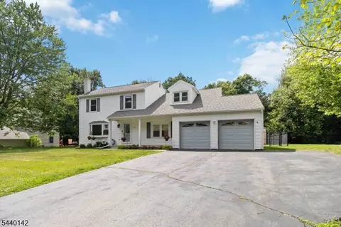 37 Rolling Ridge Rd, West Milford, NJ 07480