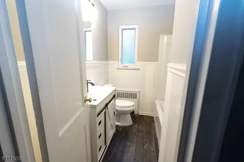 Entry Way - 72 Troy Dr # D, Springfield, NJ 07081 photo 2 of 3