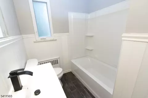 Bath - 72 Troy Dr # D, Springfield, NJ 07081 photo 1 of 3