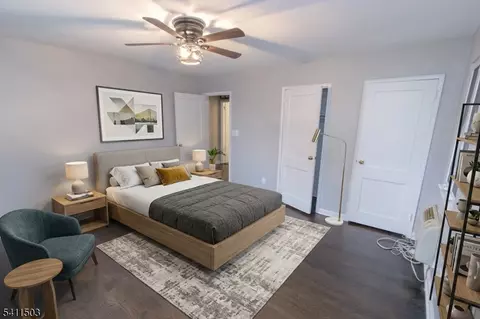 Bedroom - 72 Troy Dr # D, Springfield, NJ 07081 photo 1 of 4