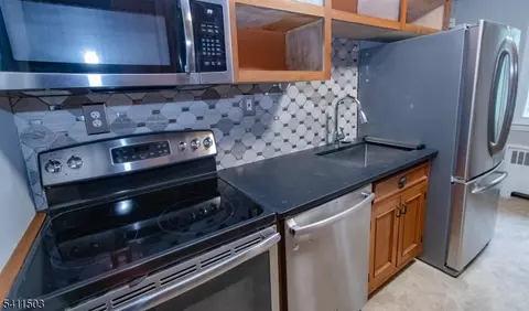 Other - 72 Troy Dr # D, Springfield, NJ 07081 photo 3 of 6