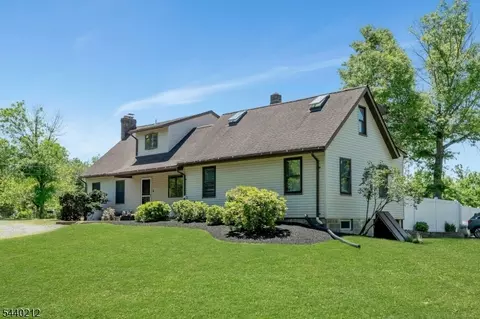104 Steinmetz Rd, Hillsborough, NJ 08844