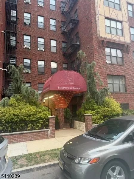 19 Pomona Ave #5C, Newark, NJ 07112