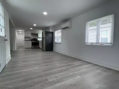 Living - 7 5th St, Wayne, NJ 07470 photo 2 of 3